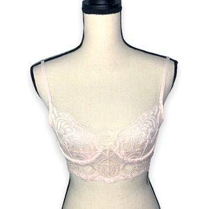 Forever 21 Lingerie Lace Bra and Panties Set in Peach Blush size Medium